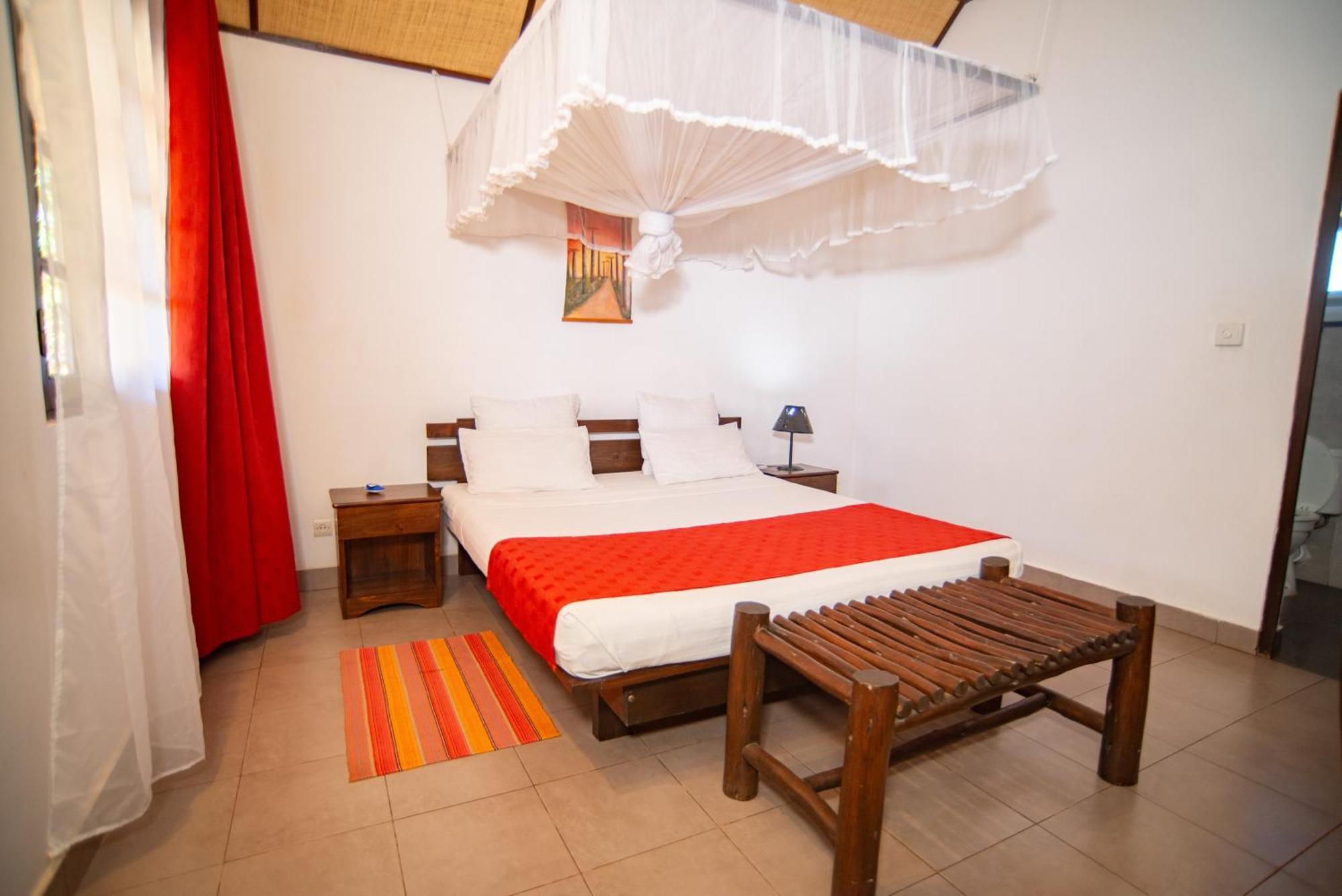 Hotel H1 Isalo Ranohira Extérieur photo