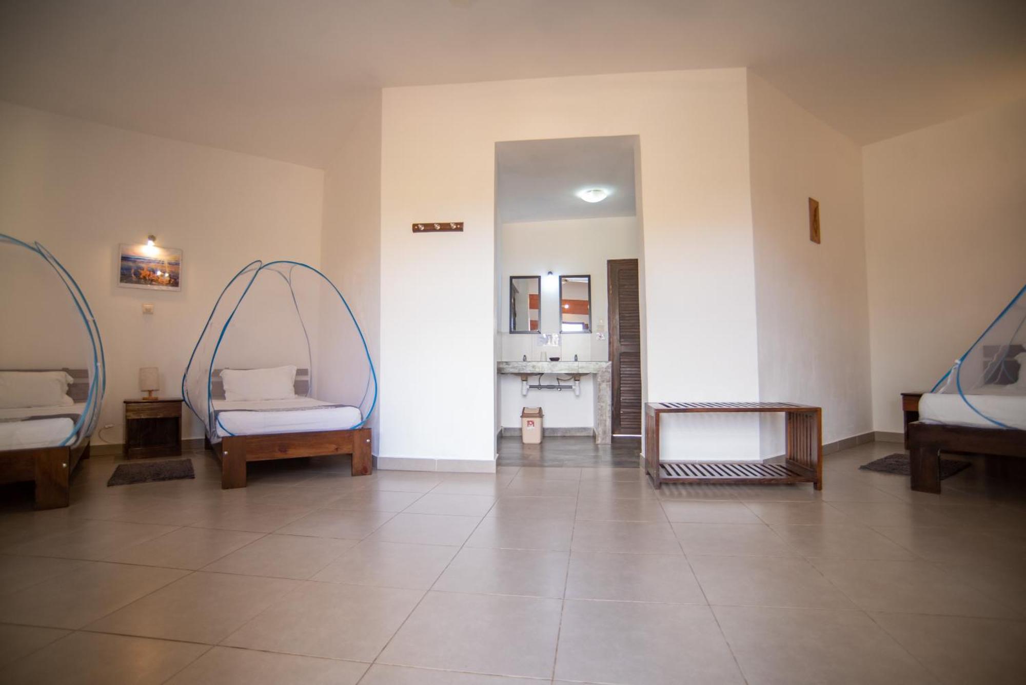 Hotel H1 Isalo Ranohira Extérieur photo