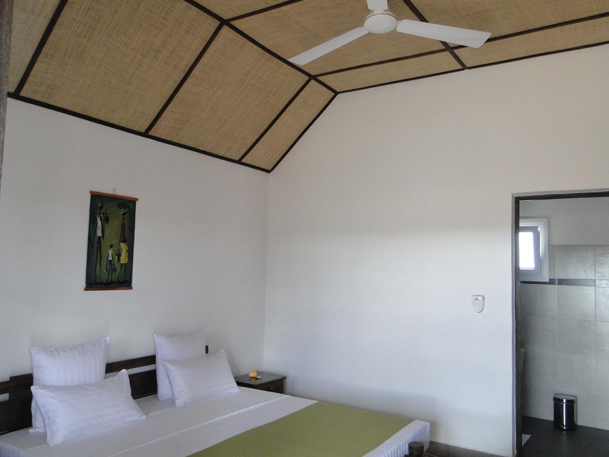 Hotel H1 Isalo Ranohira Extérieur photo