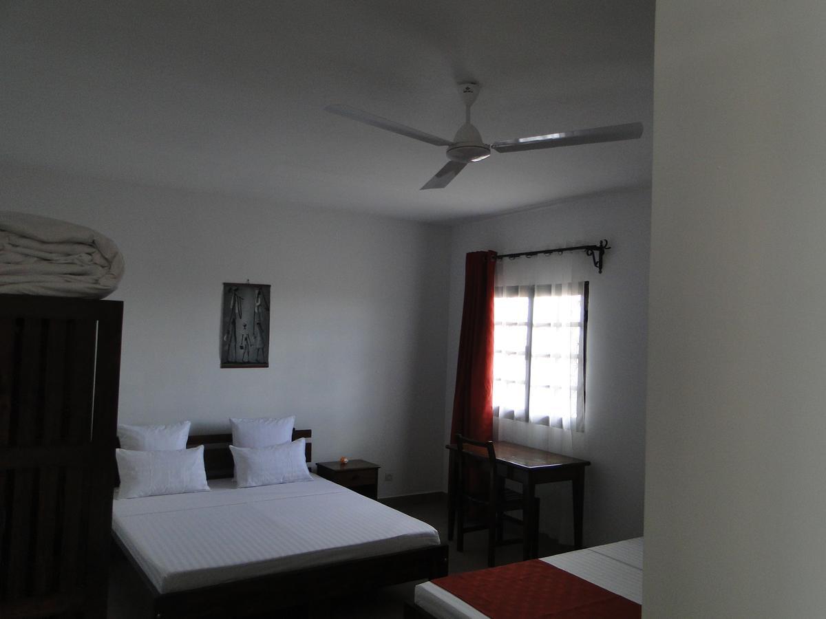 Hotel H1 Isalo Ranohira Extérieur photo
